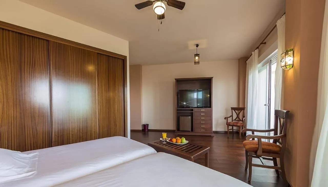 Hotel Spa Marbella Hills Ojen 4*,